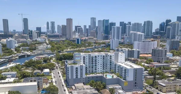 $2,357 | 729 Northwest 2nd Street, Unit 524, Miami, FL 33128