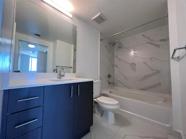 $2,357 | 729 Northwest 2nd Street, Unit 524, Miami, FL 33128