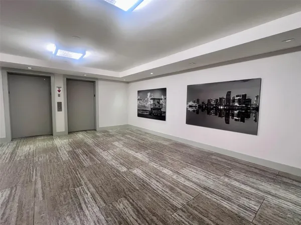 $2,357 | 729 Northwest 2nd Street, Unit 524, Miami, FL 33128