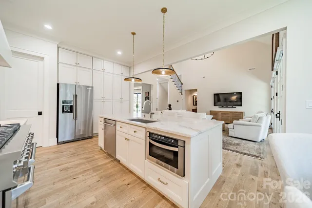 $2,799,000 | 3319 Gresham Place, Charlotte, NC 28211