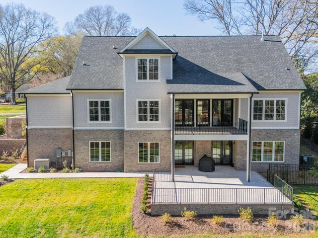 $2,799,000 | 3319 Gresham Place, Charlotte, NC 28211