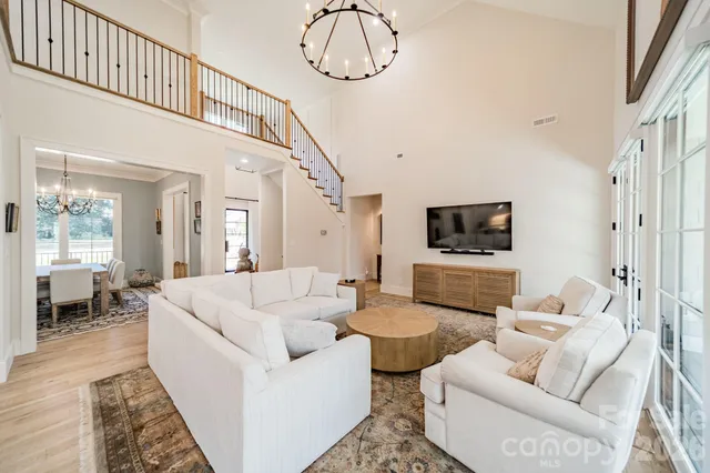 $2,799,000 | 3319 Gresham Place, Charlotte, NC 28211