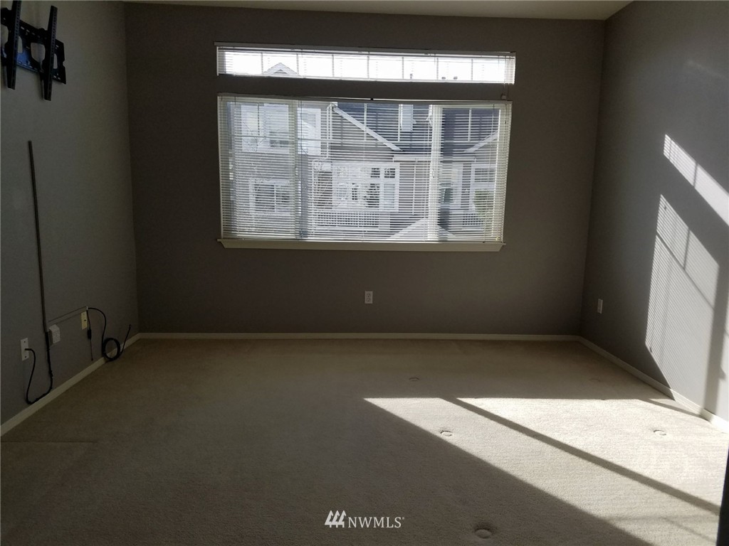 425 South 46th Place, Unit B Renton, WA 98055 - Photo 10 of 21