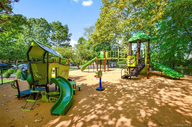 $330,501 | 315 Palmer Terrace, Unit 1D, Mamaroneck, NY 10543