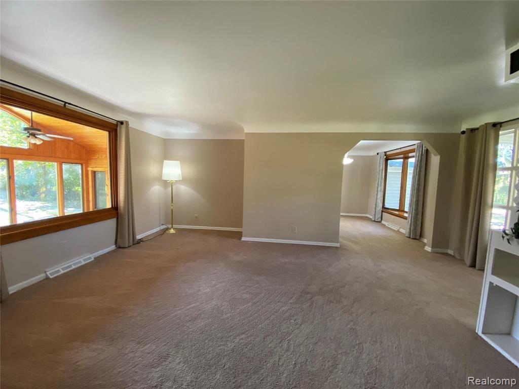 3798 Tienken Road Auburn Hills, MI 48326 - Photo 15 of 23