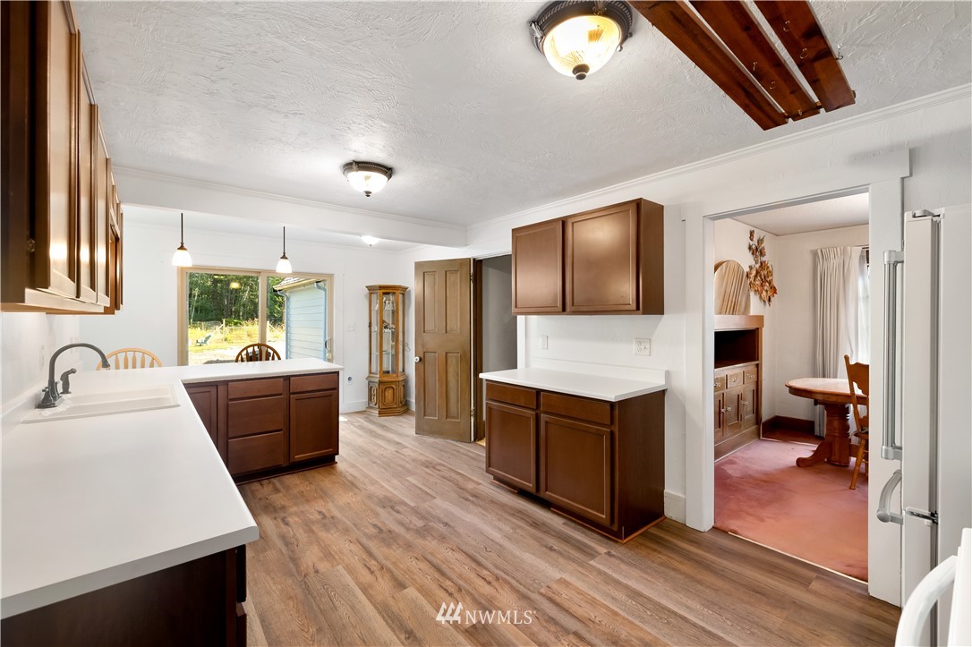 12622 Littlerock Road Southwest Olympia, WA 98512 - Photo 15 of 33