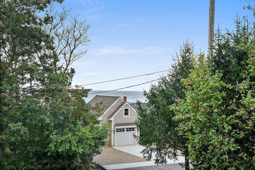 15 Cataumet Road Sagamore Beach, MA 02562 - Photo 5 of 33 Gallery Image 5