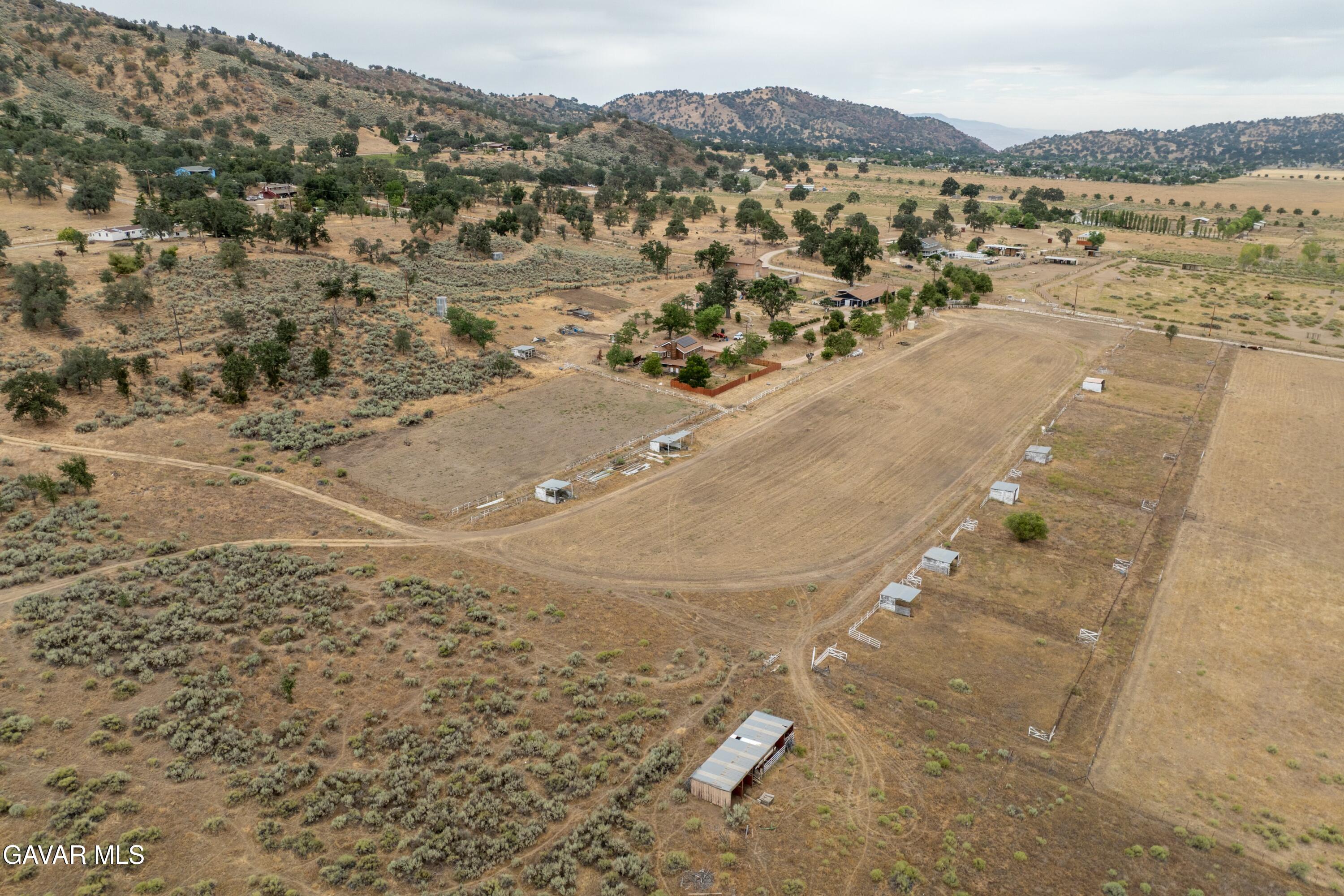 18518 Pellisier Road Tehachapi, CA 93561 - Photo 29 of 32 18-DJI_0026-HDR
