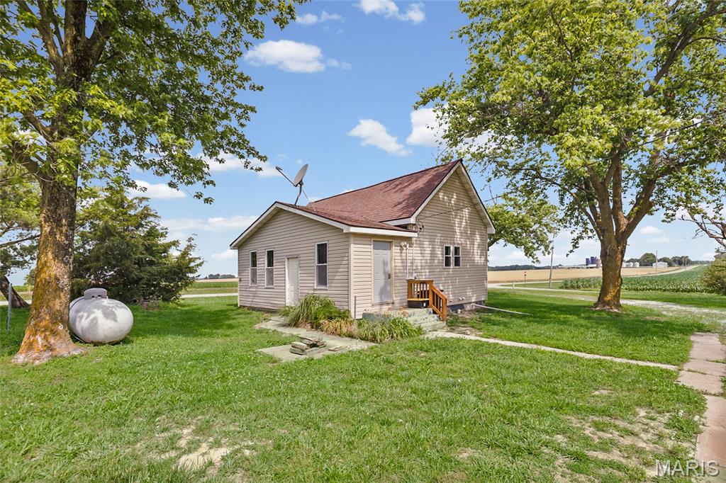 3914 New Church Road Pinckneyville, IL 62274 - Photo 4 of 24