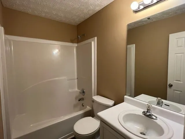 $1,750 | 5200 Alexander Street, Union City, GA 30291