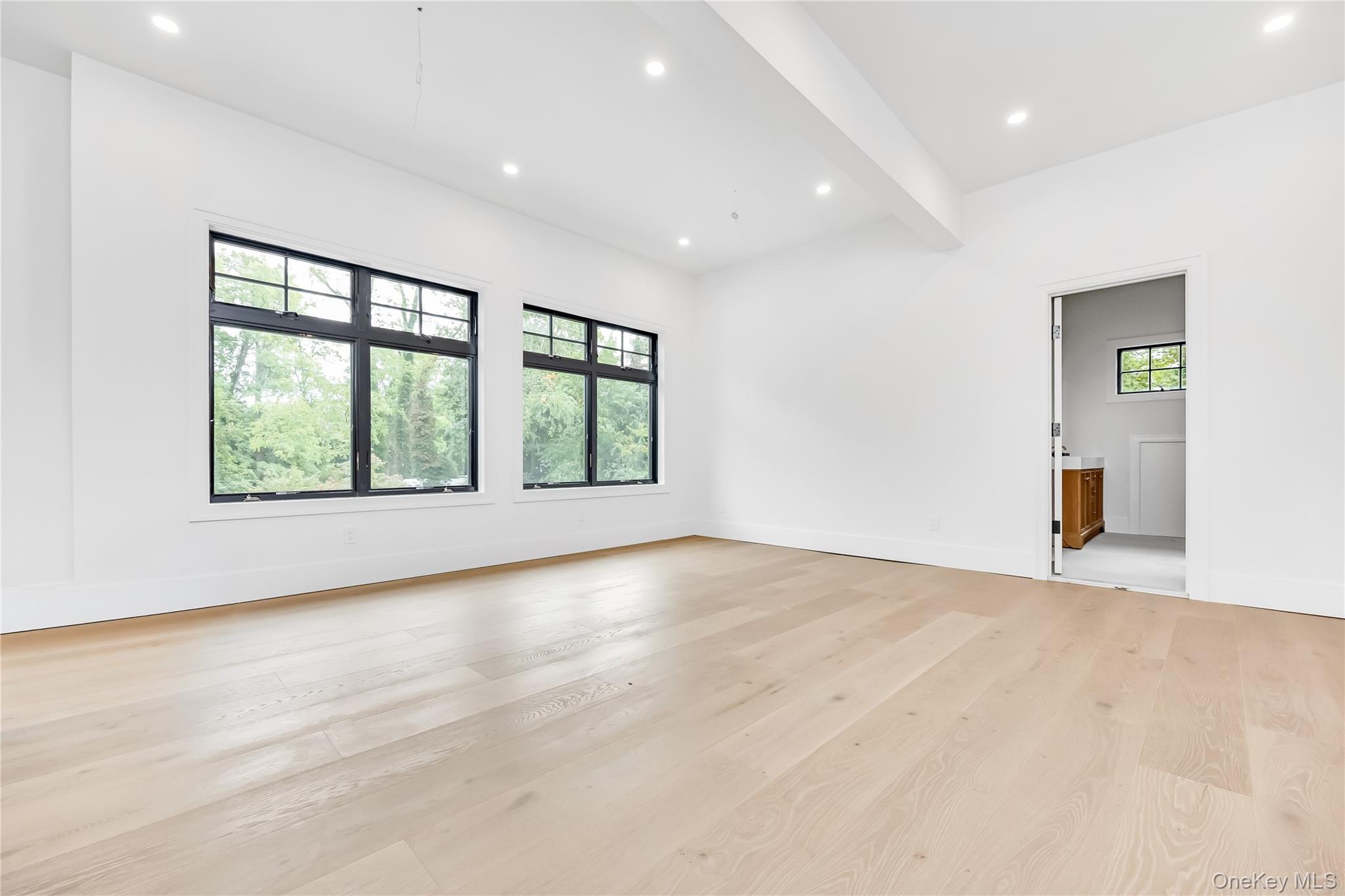 523 Long Beach Road St. James, NY 11780 - Photo 31 of 47