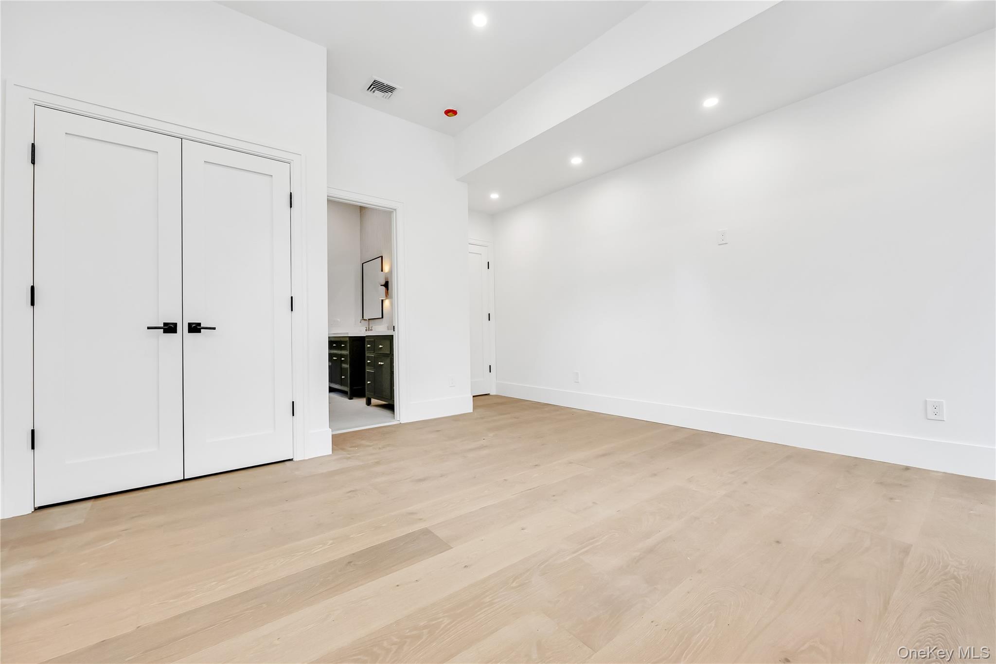 523 Long Beach Road St. James, NY 11780 - Photo 39 of 47