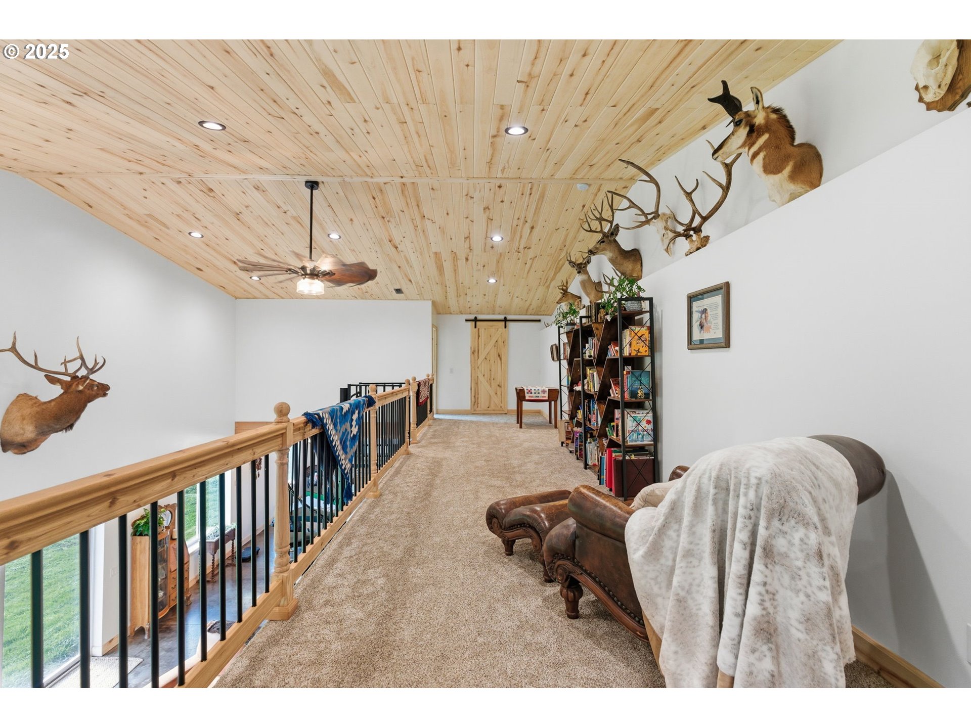 314 East Valley Road Skamokawa, WA 98647 - Photo 16 of 46 a view of a livingroom with furniture