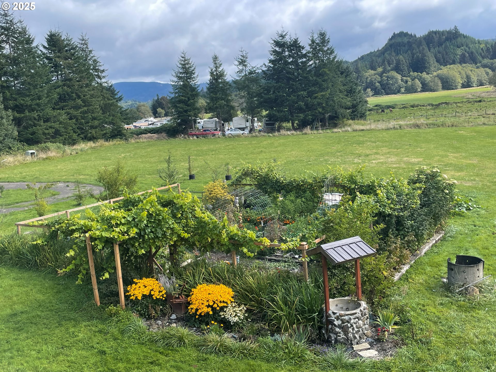 314 East Valley Road Skamokawa, WA 98647 - Photo 30 of 46 an aerial view of a house with a yard
