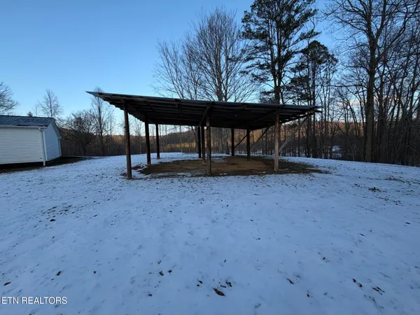 $415,000 | 4601 White Oak Road, Duff, TN 37729