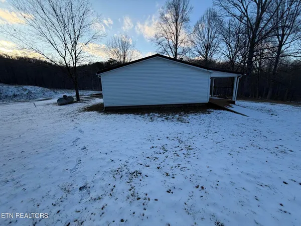 $415,000 | 4601 White Oak Road, Duff, TN 37729