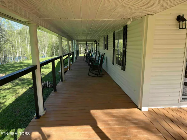 $415,000 | 4601 White Oak Road, Duff, TN 37729