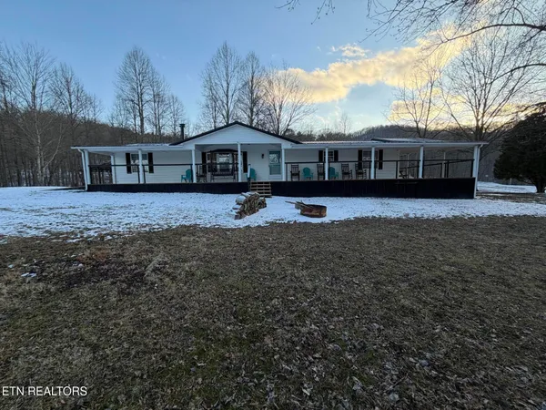 $415,000 | 4601 White Oak Road, Duff, TN 37729