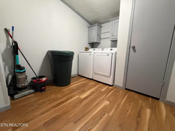 $415,000 | 4601 White Oak Road, Duff, TN 37729