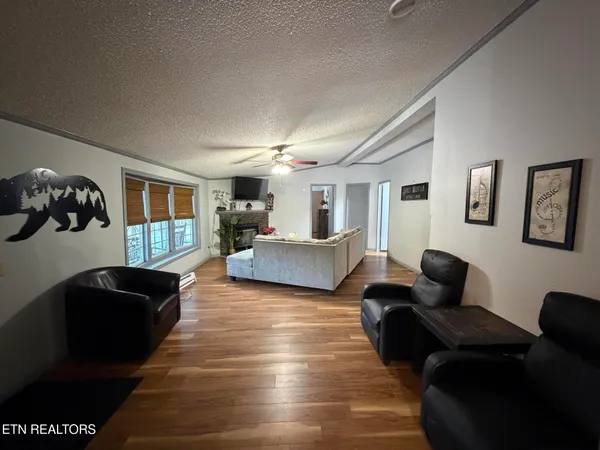 $415,000 | 4601 White Oak Road, Duff, TN 37729