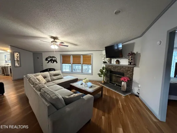 $415,000 | 4601 White Oak Road, Duff, TN 37729