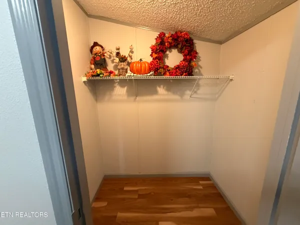 $415,000 | 4601 White Oak Road, Duff, TN 37729