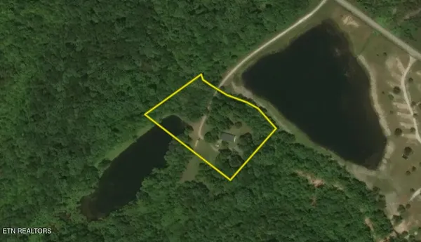 $415,000 | 4601 White Oak Road, Duff, TN 37729