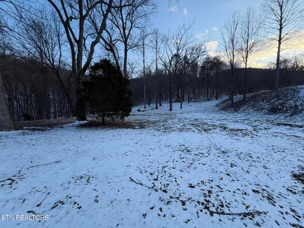 $415,000 | 4601 White Oak Road, Duff, TN 37729