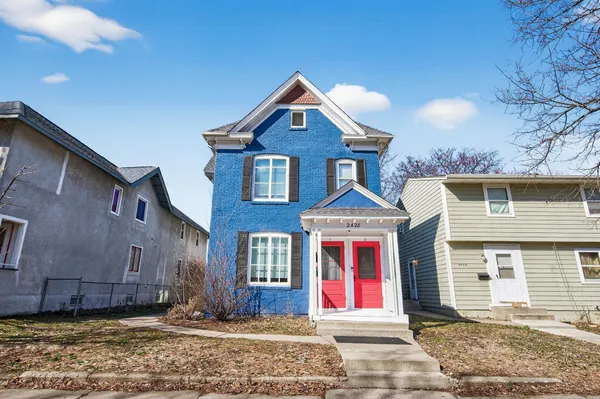 $519,900 | 2428 11th Avenue South, Minneapolis, MN 55404