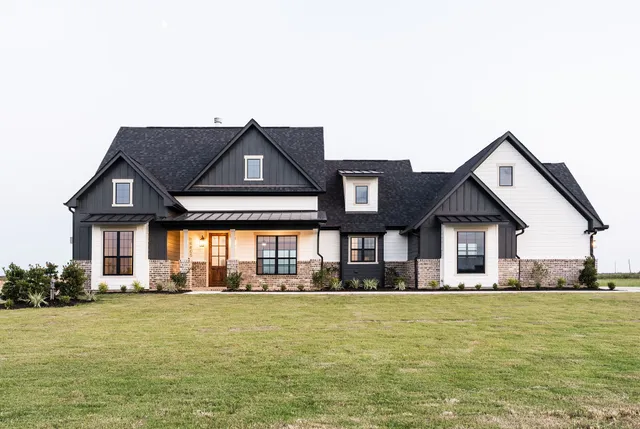 $545,000 | 15805 County Road 268, East Bernard, TX 77435