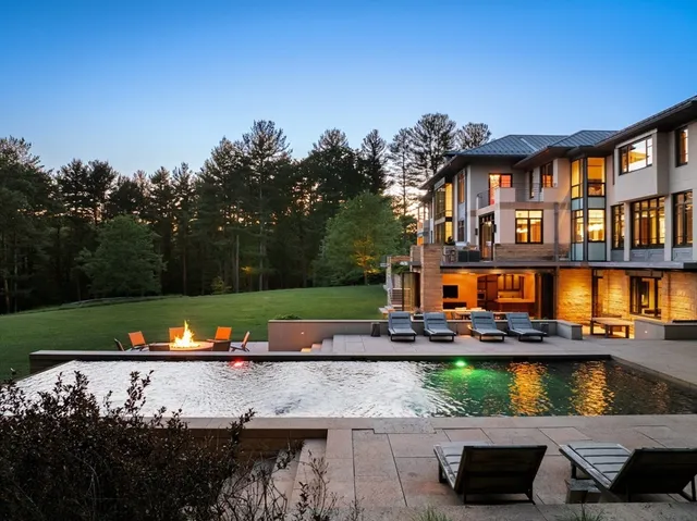 $29,000,000 | 9 Atlas Lane, Weston, MA 02493