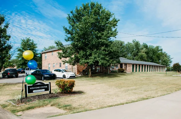 $1,325 | 124 Ballygar Street, Unit F, Clarksville, TN 37043