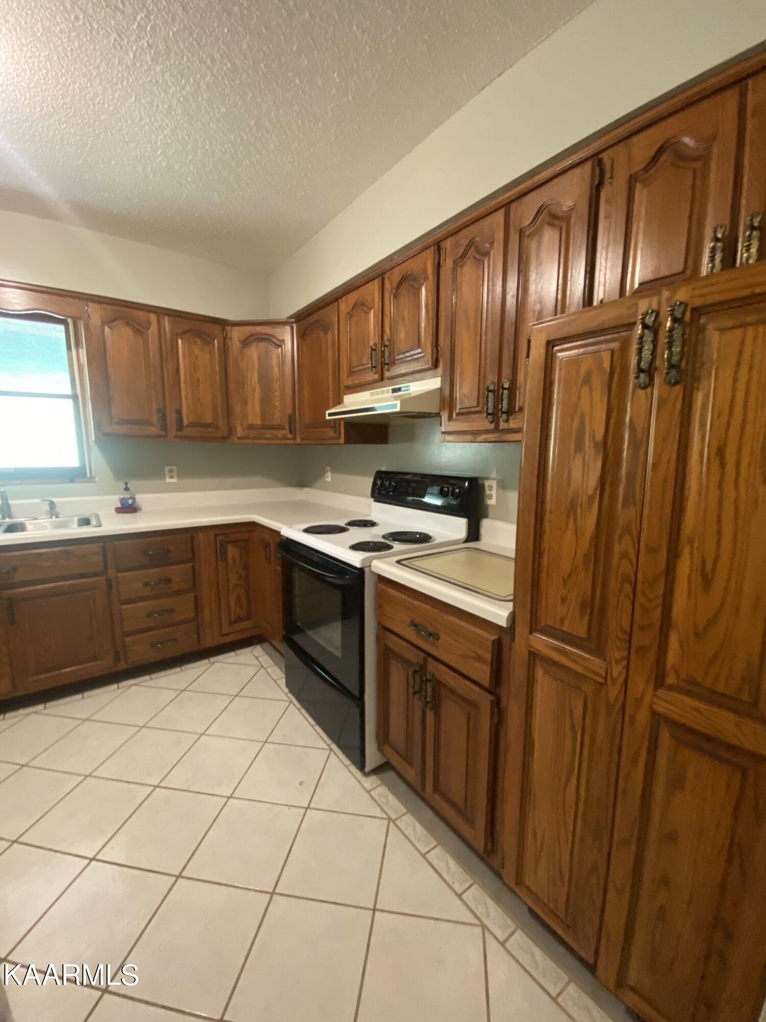 1139 Ridgeview Drive Clinton, TN 37716 - Photo 12 of 37 1139-31