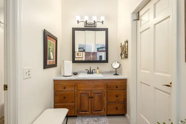 $469,900 | 51151 Huntington Lane, Granger, IN 46530