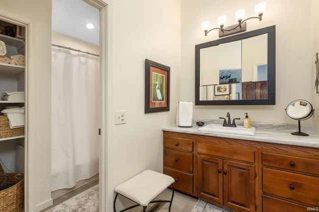 $469,900 | 51151 Huntington Lane, Granger, IN 46530