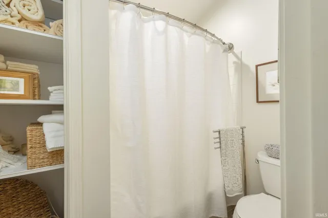 $469,900 | 51151 Huntington Lane, Granger, IN 46530