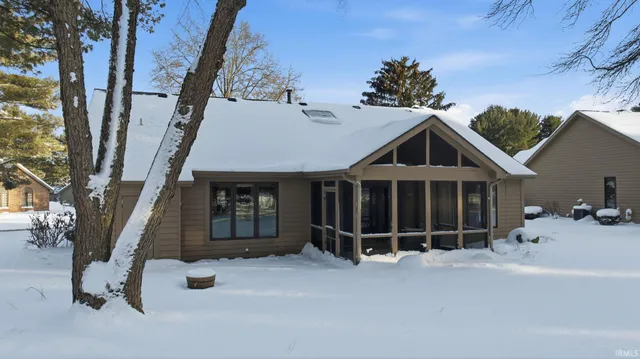 $469,900 | 51151 Huntington Lane, Granger, IN 46530