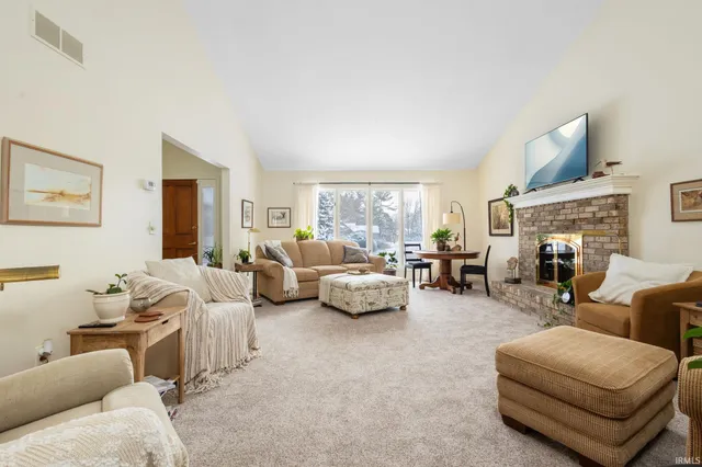 $469,900 | 51151 Huntington Lane, Granger, IN 46530