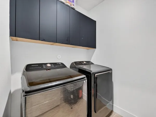$3,195 | 1941 Glenmore Avenue, Fort Worth, TX 76102