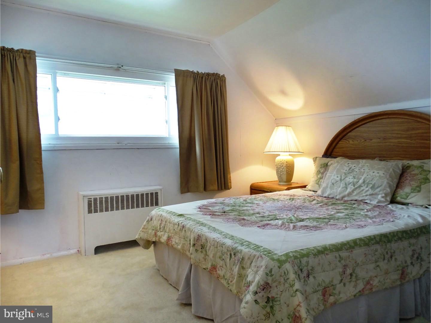 124 Hedge Road Levittown, PA 19056 - Photo 15 of 20 Bedroom 3