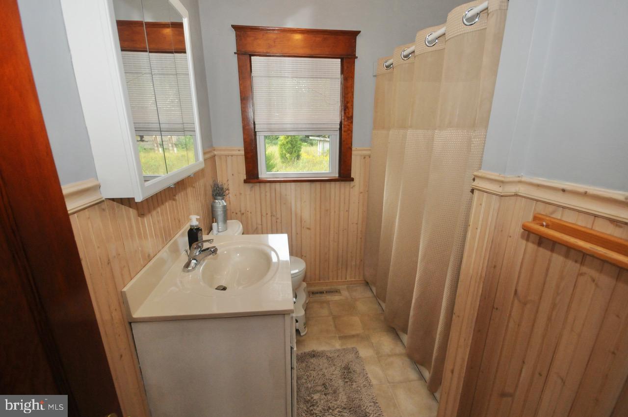 214 Old Forks Road Hammonton, NJ 08037 - Photo 20 of 39 bathroom