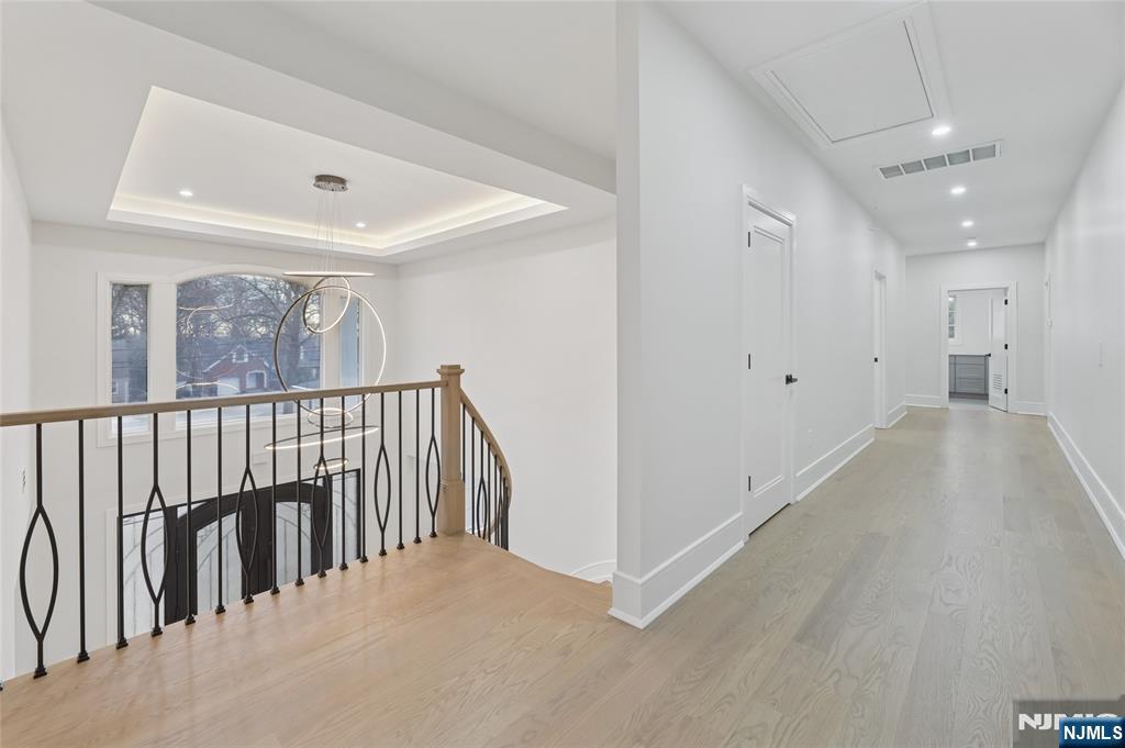 311 North Farview Avenue Paramus, NJ 07652 - Photo 22 of 50 a view of a hallway with entryway