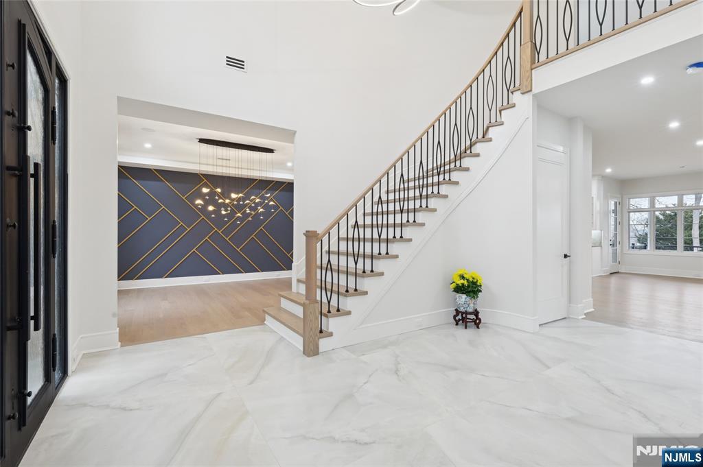 311 North Farview Avenue Paramus, NJ 07652 - Photo 4 of 50 a view of entryway