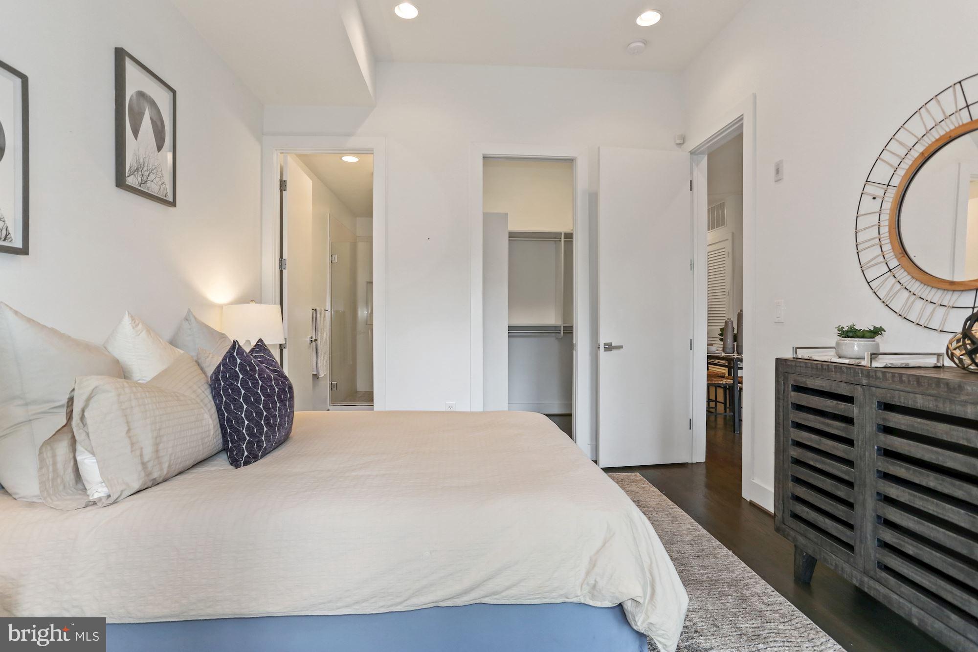 1837 Kalorama Road Northwest, Unit C Washington, DC 20009 - Photo 8 of 23 Gallery Image 8