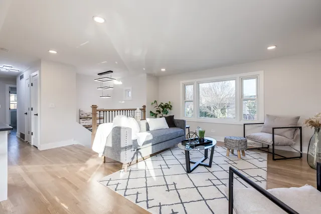 $747,700 | 9132 Lincolnwood Drive, Evanston, IL 60203