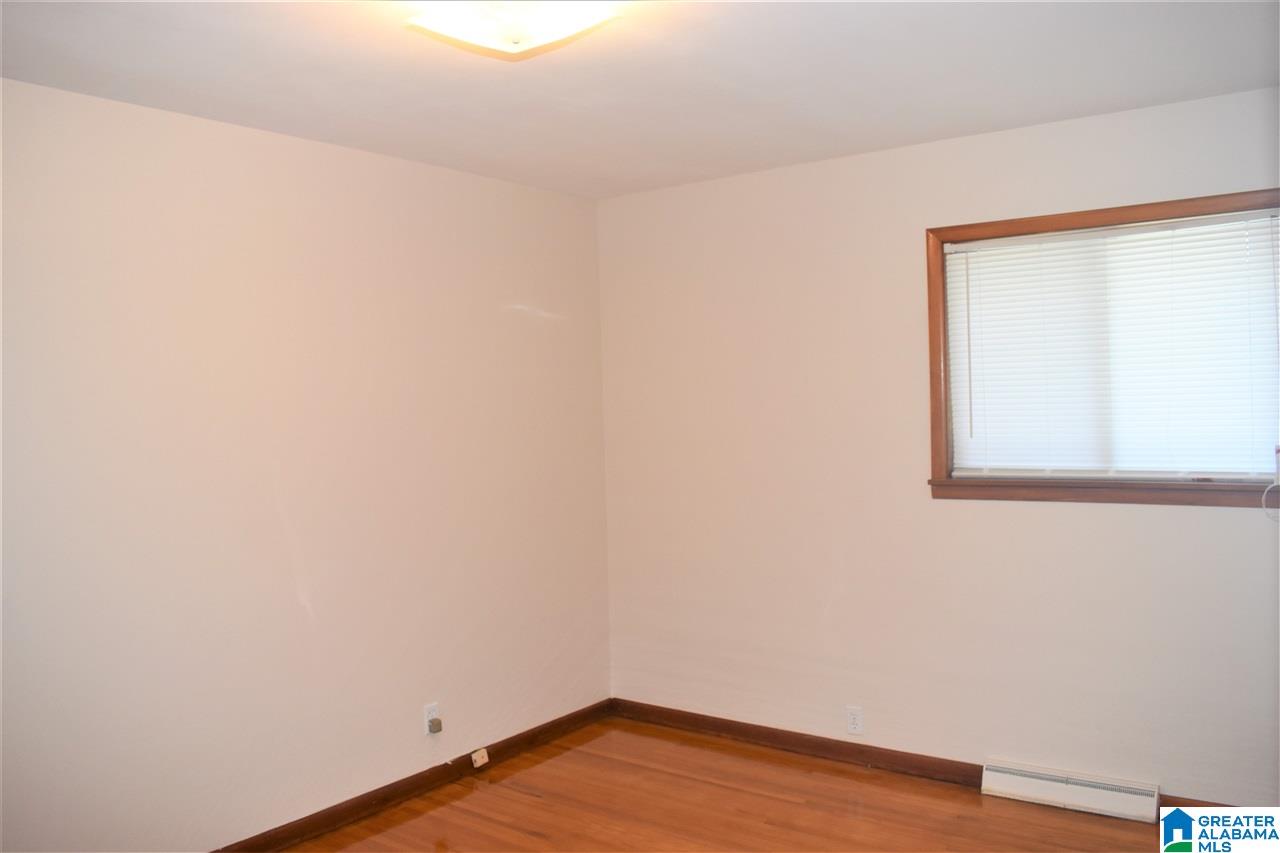 912 Barnisdale Road Birmingham, AL 35235 - Photo 12 of 30