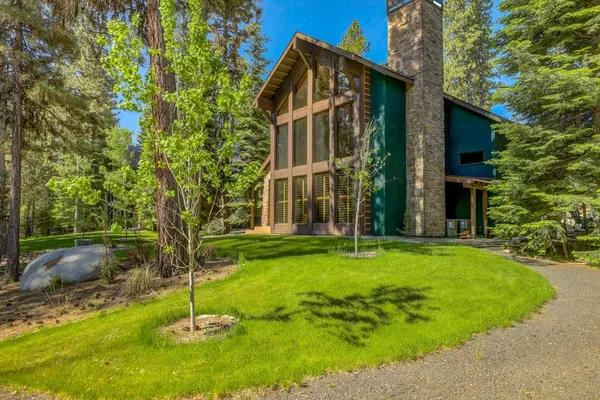 $1,800,000 | 424 Verita Street, McCall, ID 83638