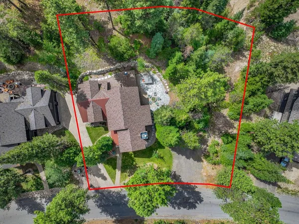 $1,800,000 | 424 Verita Street, McCall, ID 83638