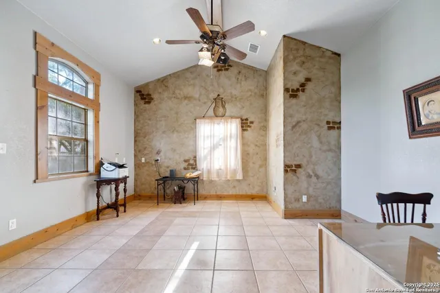 $1,375,000 | 6170 County Road 332, Jourdanton, TX 78026