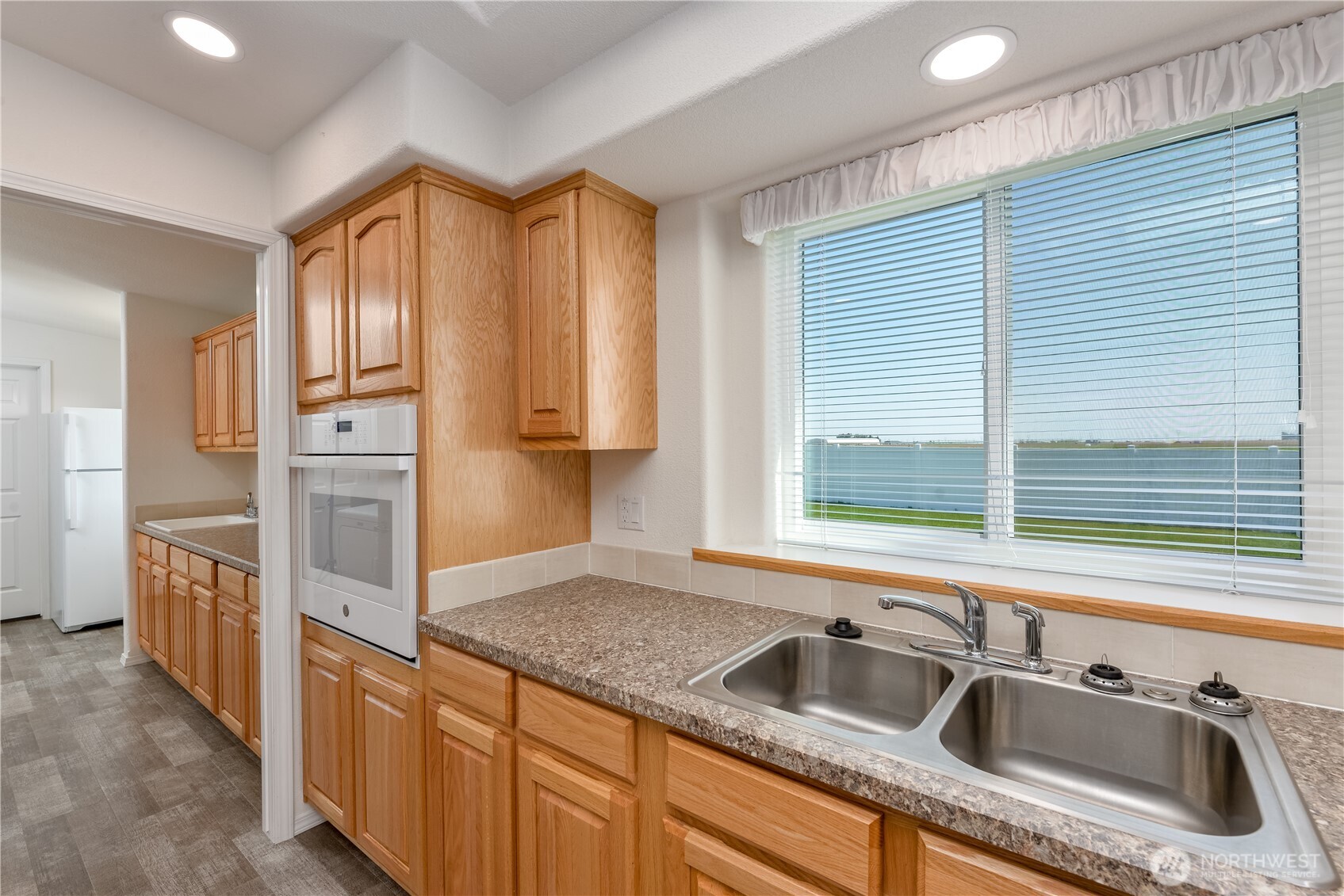 3623 Northwest Dodson Road Ephrata, WA 98823 - Photo 18 of 35